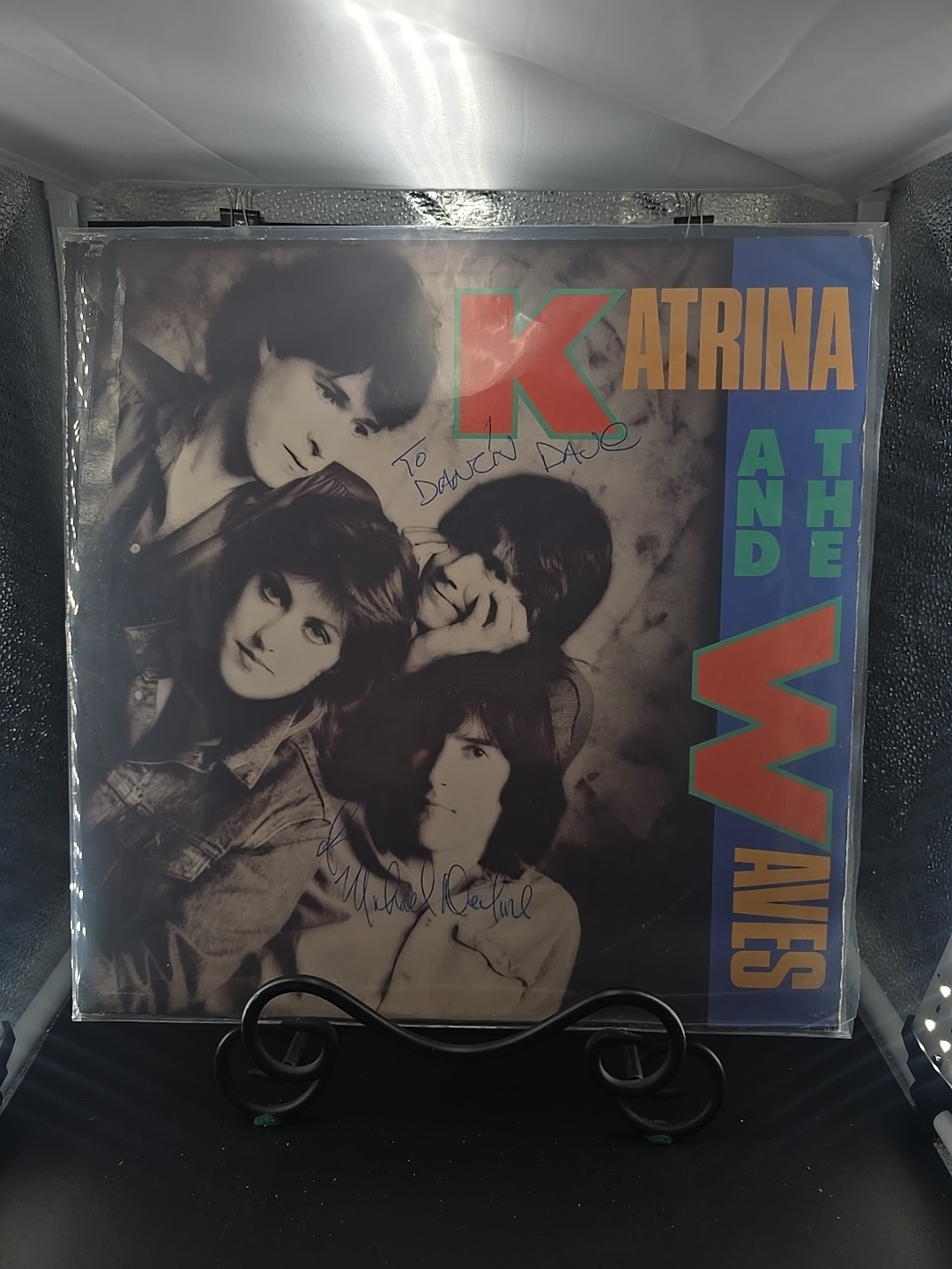 KATRINA & THE WAVES Self-Titled 1985 LP Capitol CAP-12400 **WHO SIGNED THIS?**