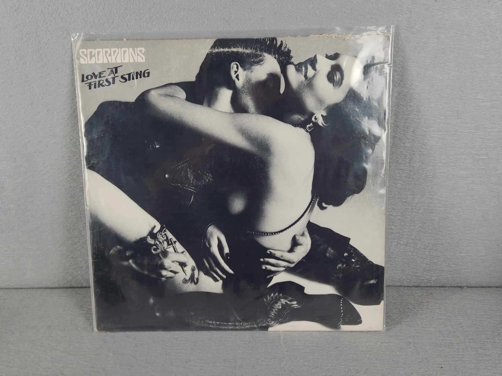 Scorpions – Love at First Sting 1984 Mercury 422-814 Hard Rock Vinyl Record