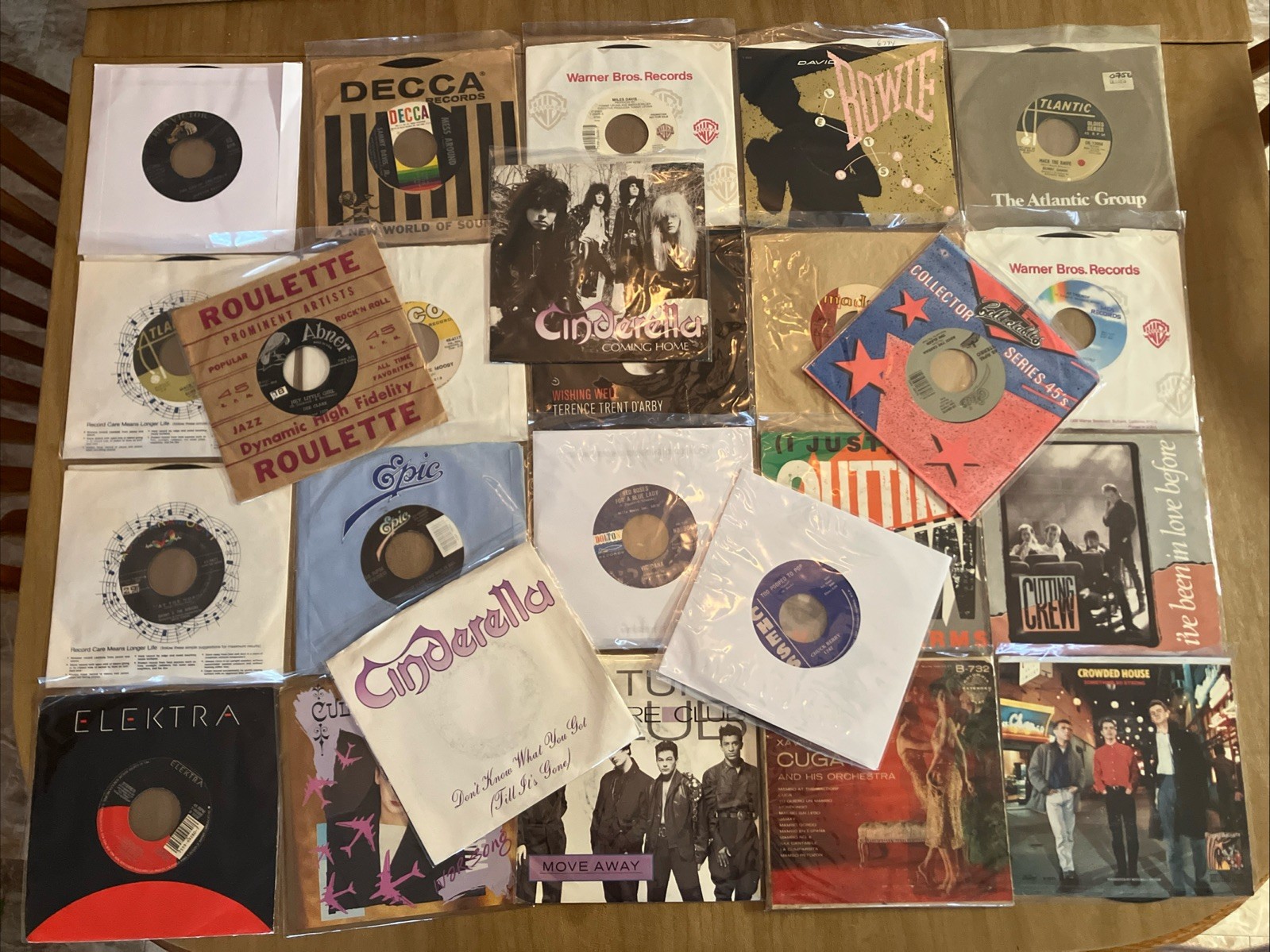 45 Vinyl Mixed Lot Of 141