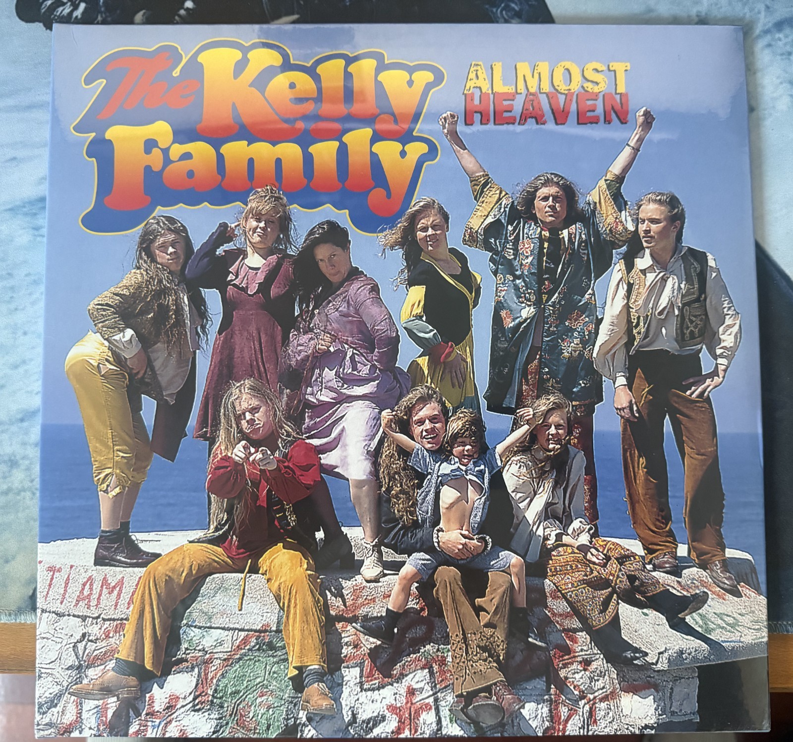 The Kelly Family – Almost Heaven LP