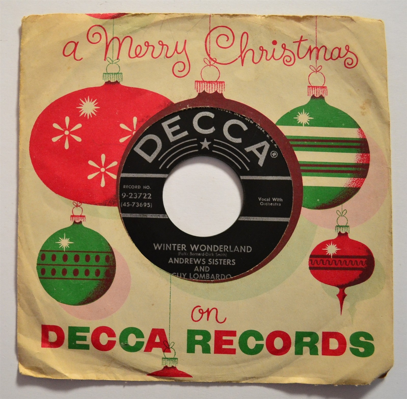 CHRISTMAS 45 Andrews Sisters Decca 23722 Winter Wonderland and Christmas Island