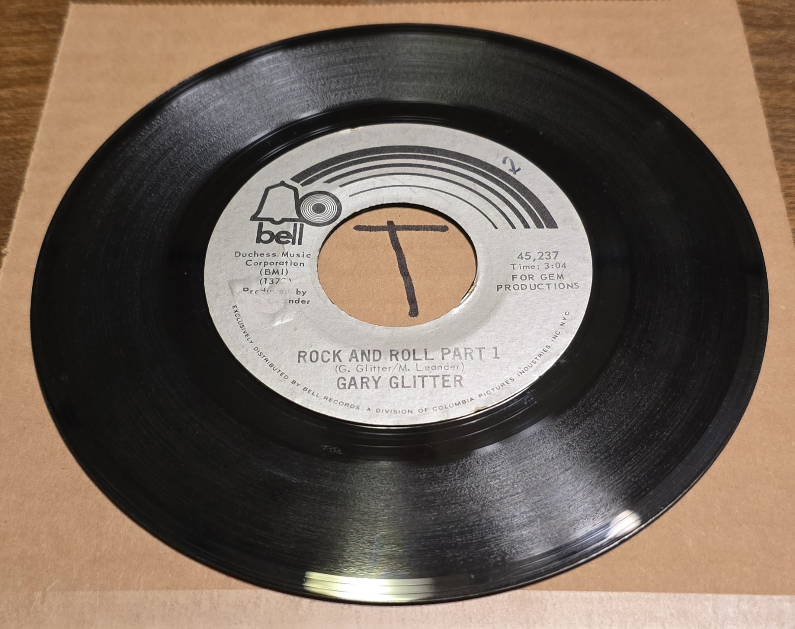 Gary Glitter: Rock and Roll Part 1 & 2 – VG+ | 1972 Pop Rock 45rpm