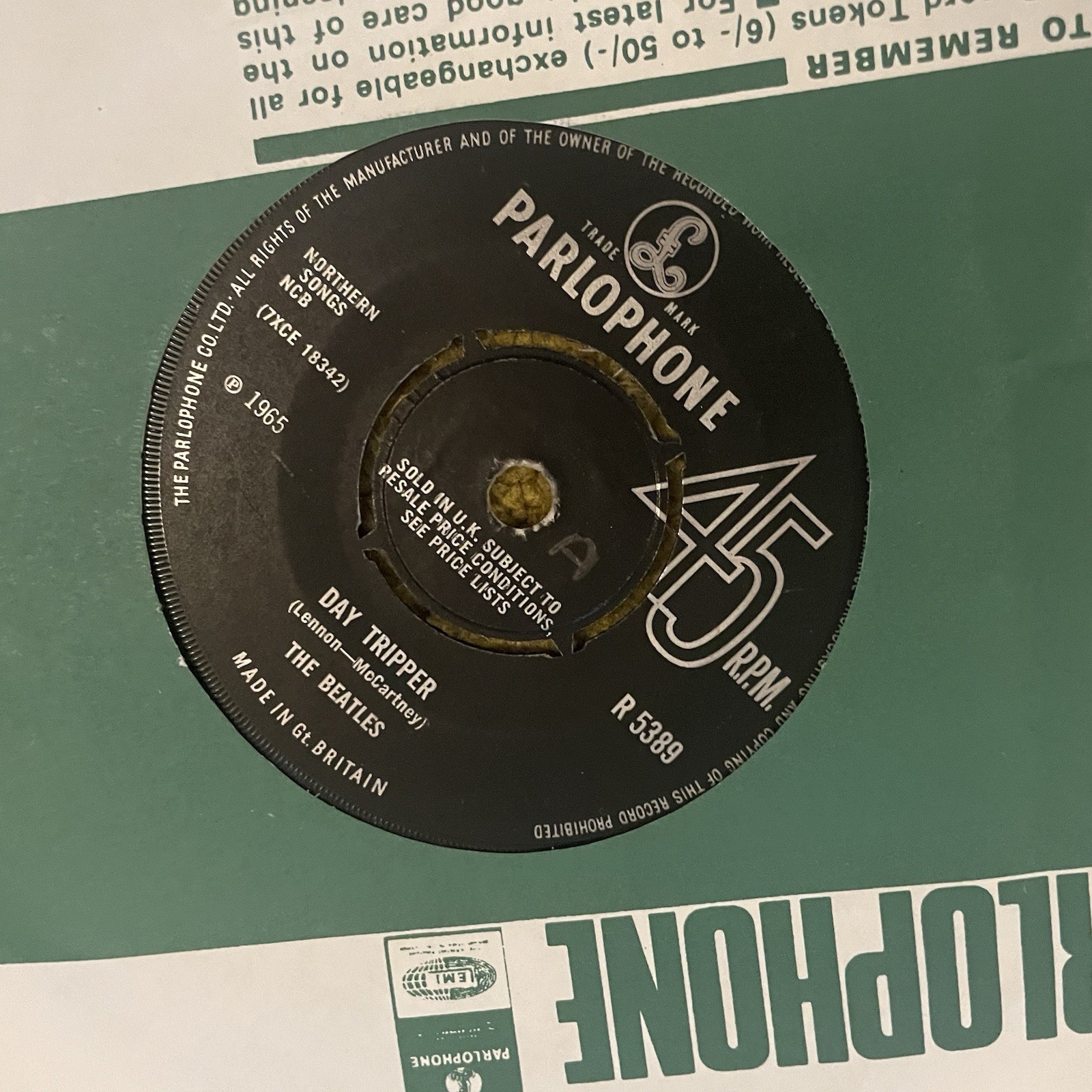 Beatles And Related singles 7″ X 10 Play Tested Good Condition Freepost