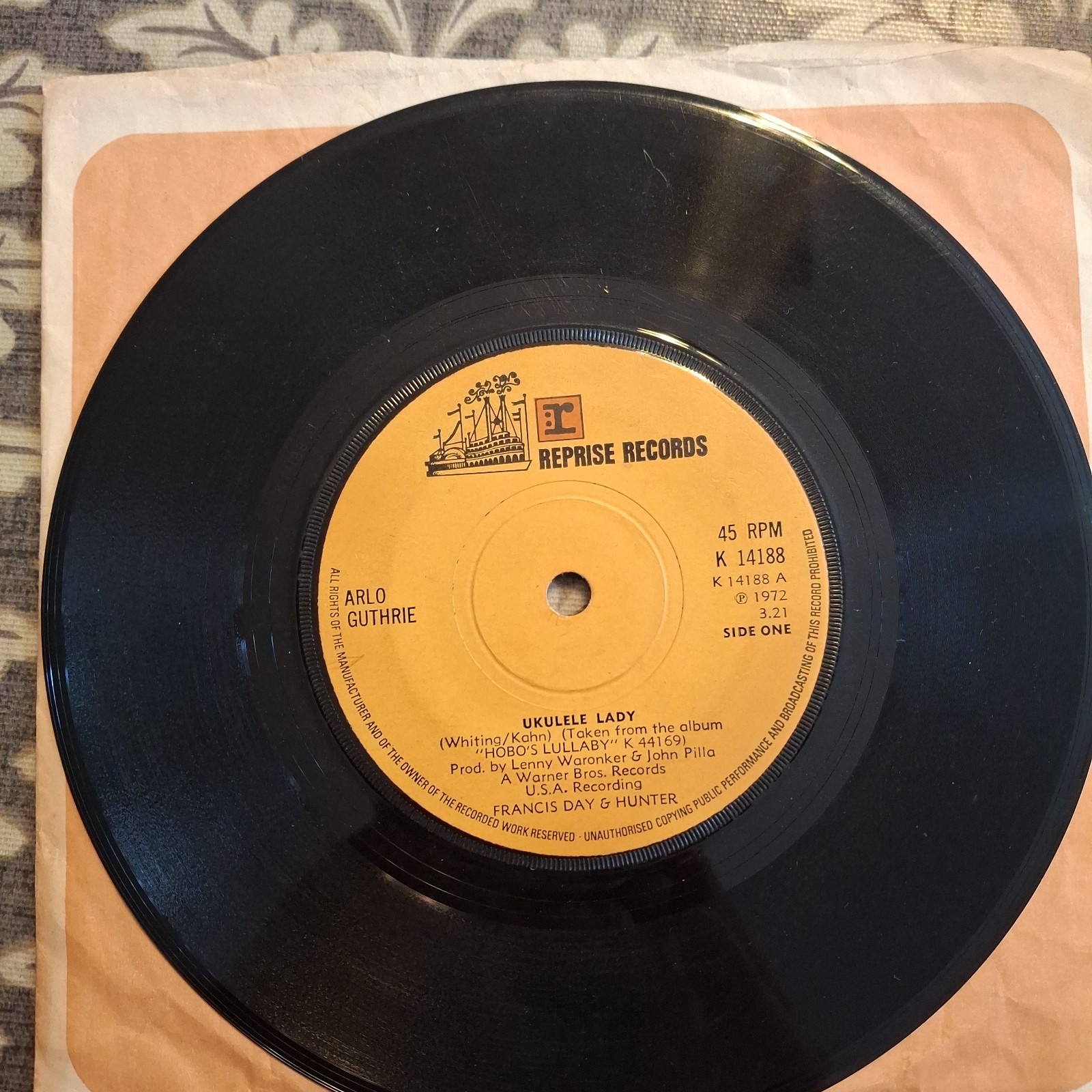ARLO GUTHRIE “UKULELE LADY” 45 RPM VINYL SINGLE 1972