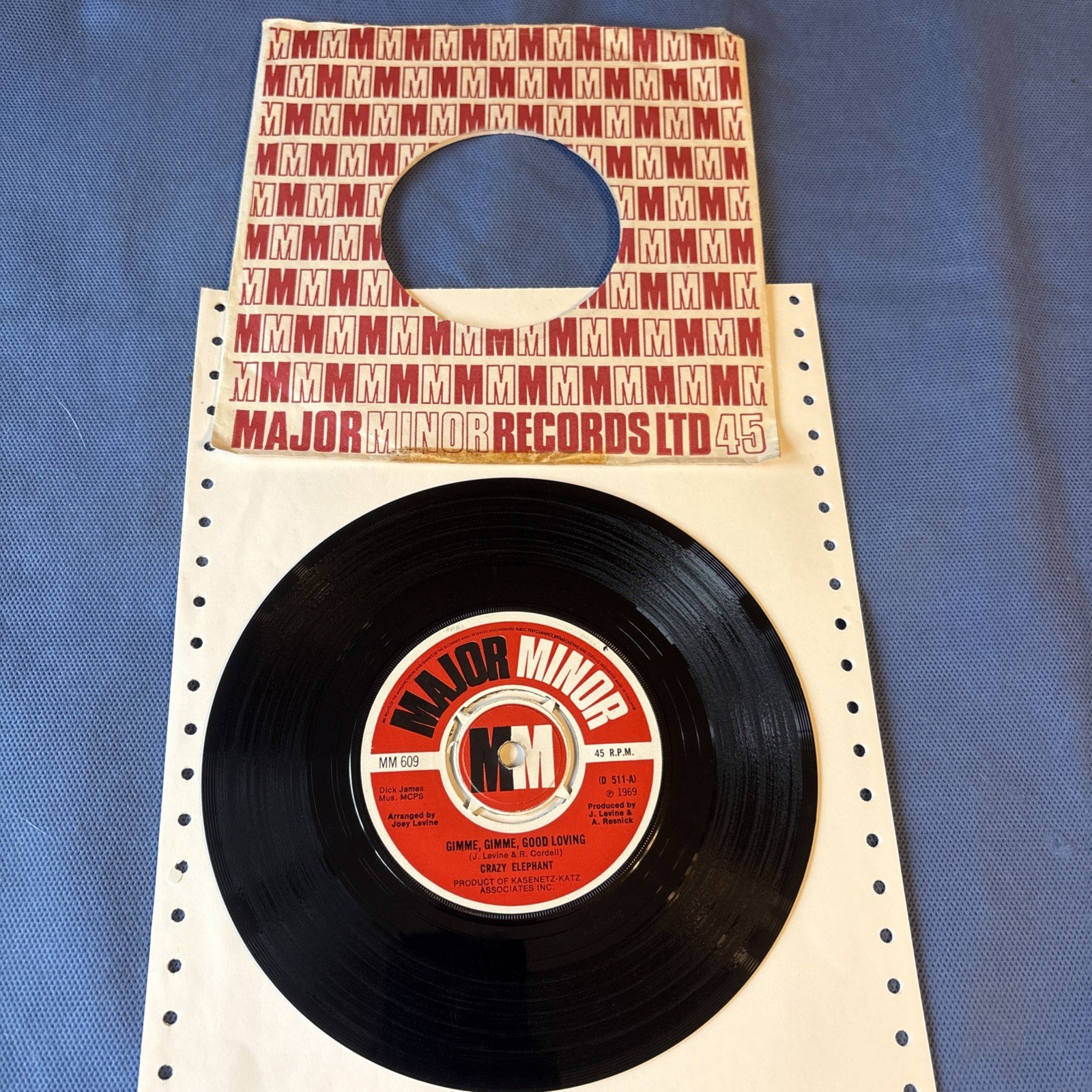 Gimme, Gimme, Good Loving by Crazy Elephant 7″ 45RPM single 1969 MM 609 *VG+*