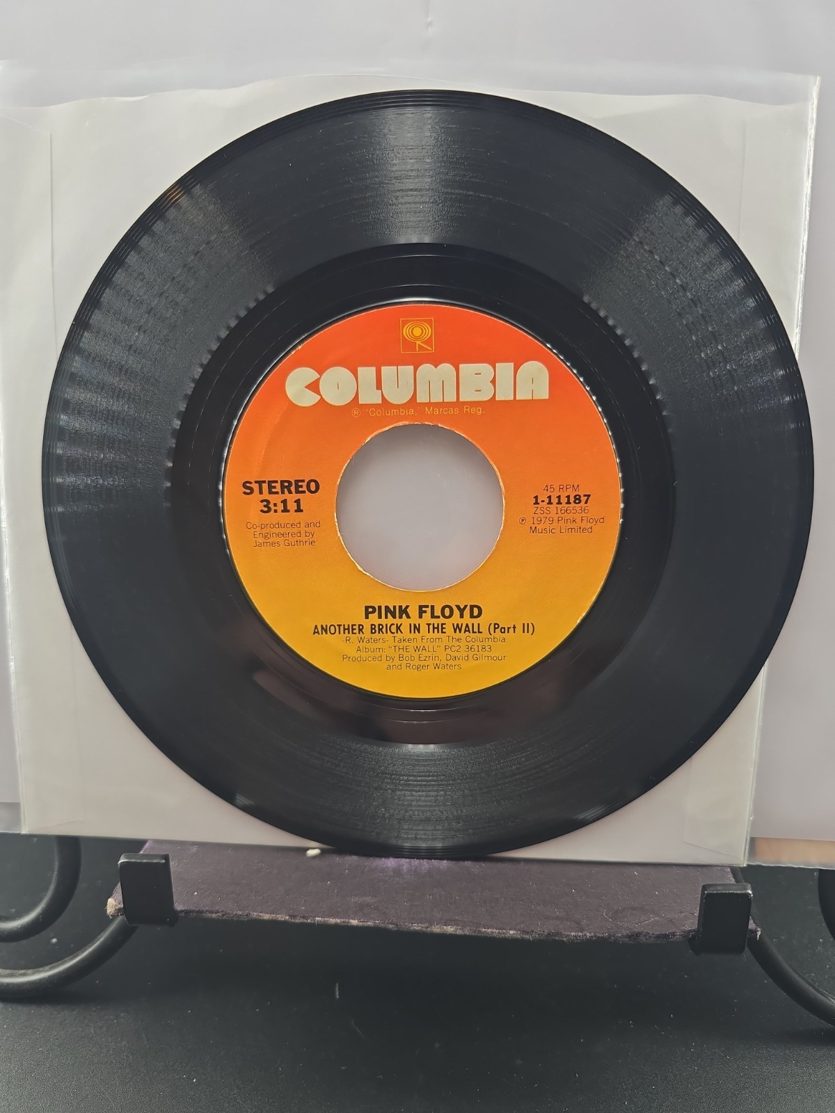 Pink Floyd Another Brick In The Wall (Part II) 45rpm 7″ Columbia Records 1979 NM