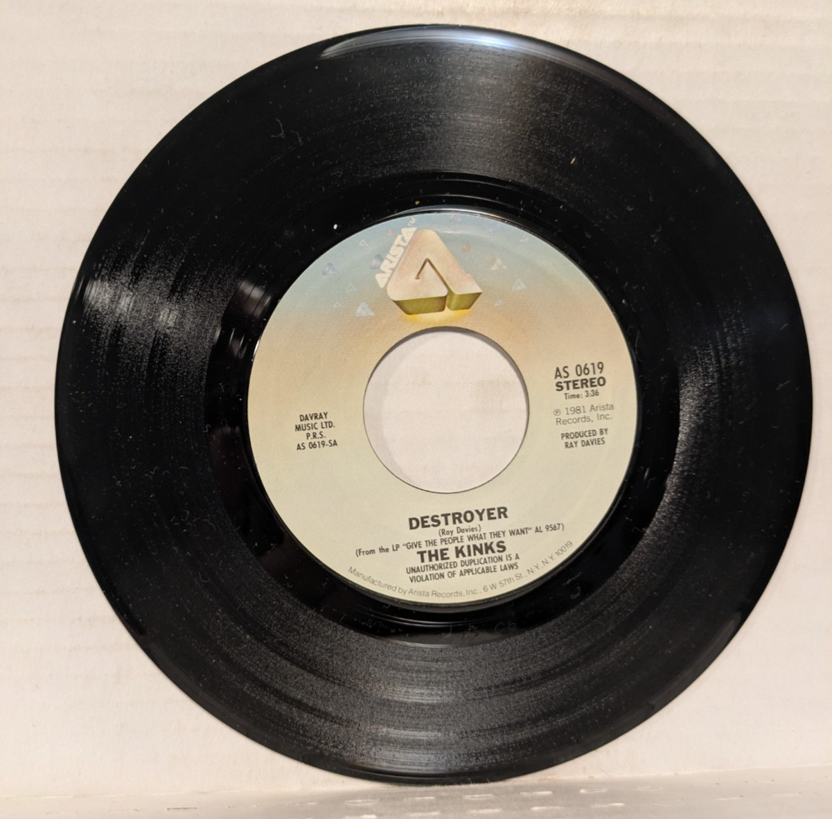 45 ~ The Kinks: “Destroyer / Back To Front” 1981 Arista (NM-)