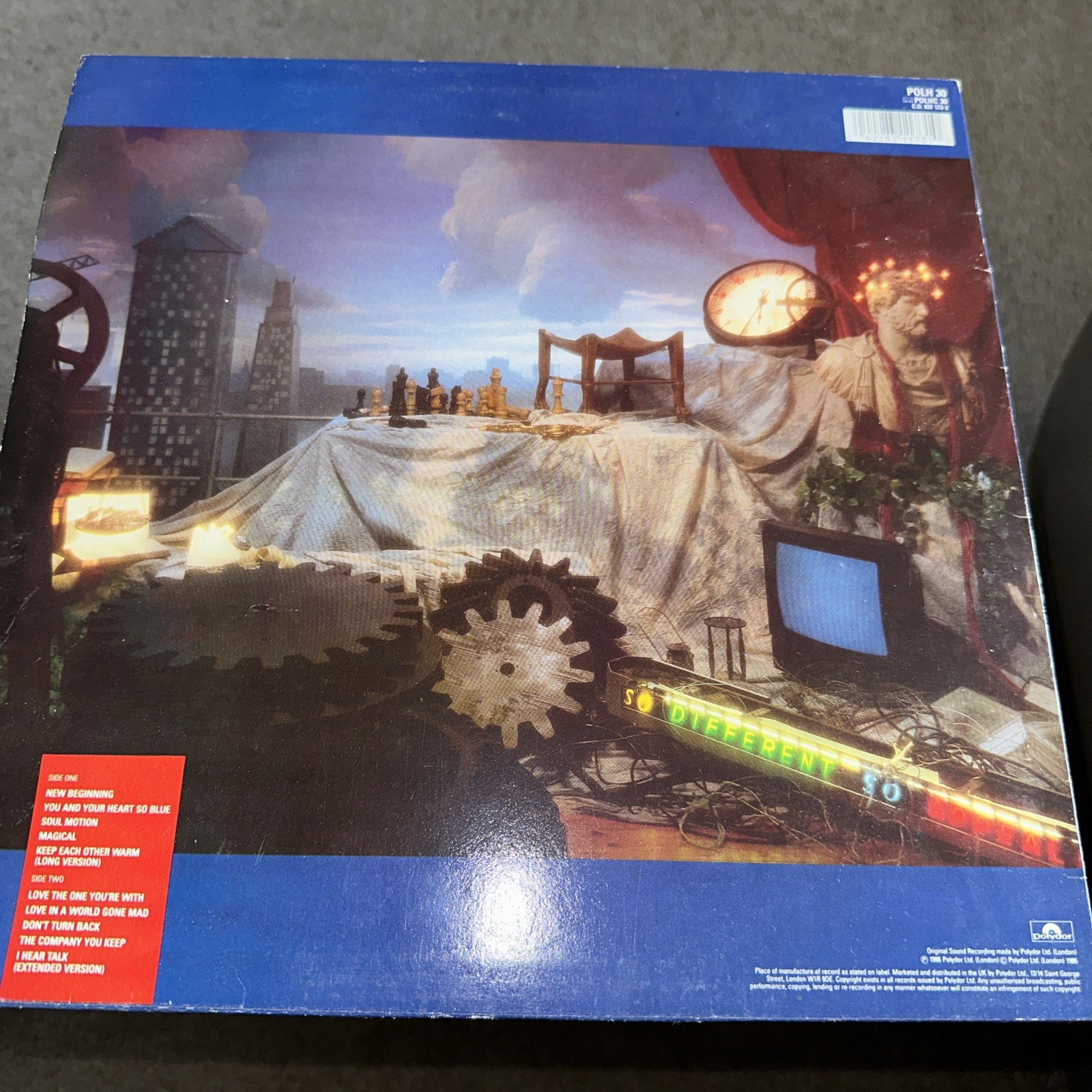 Bucks Fizz – Writing On The Wall – LP VINYL