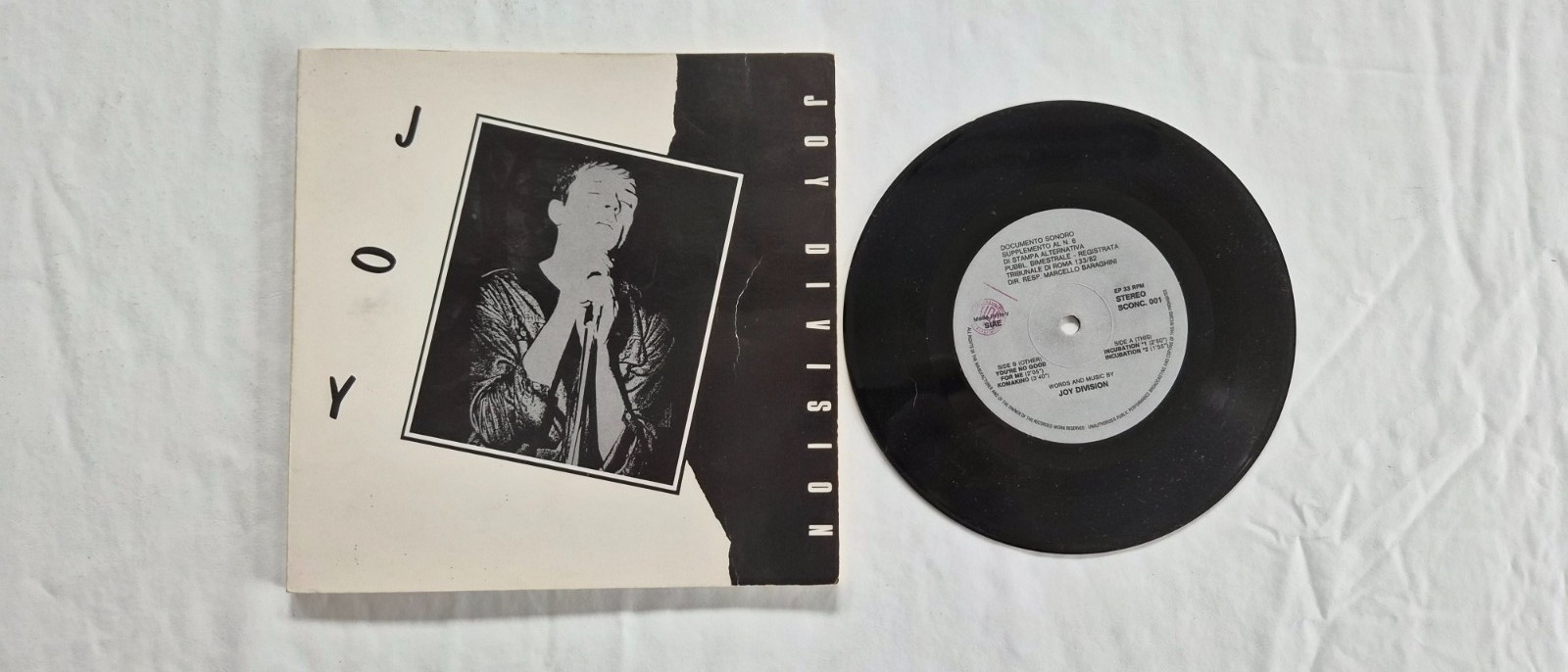 Joy Division “Joy” Lyric Book + 7″ Single Incubation Rare Italy 80s 110 Pages