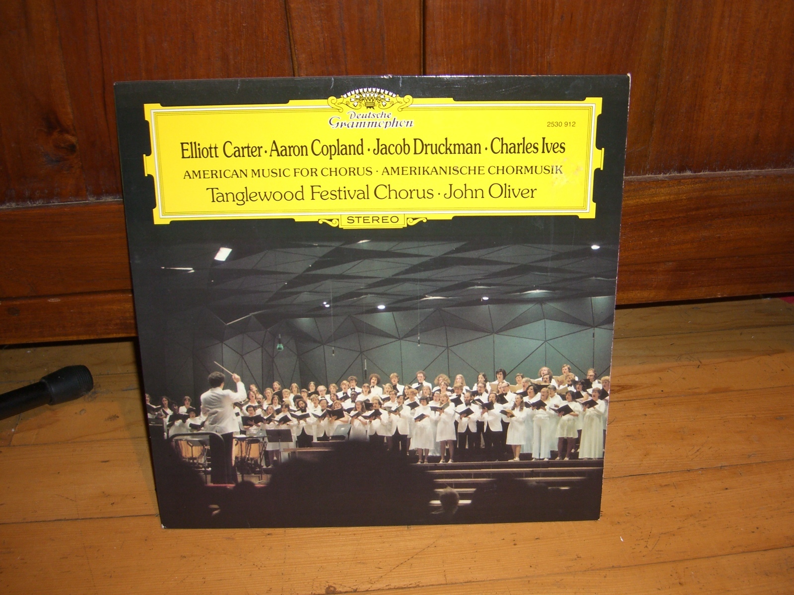 CARTER/COPELAND/DRUCKMAN/IVES-TANGLEWOOD-OLIVER-DGG 2530 912 STEREO-NICE