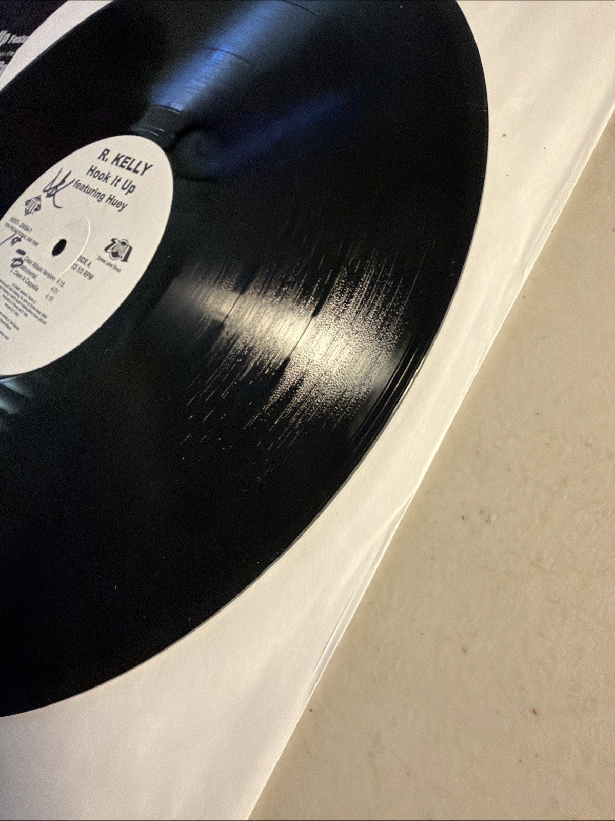 R. KELLY Feat. HUEY – HOOK IT UP / FREAKY IN THE CLUB – 12″ VINYL PROMO 2007