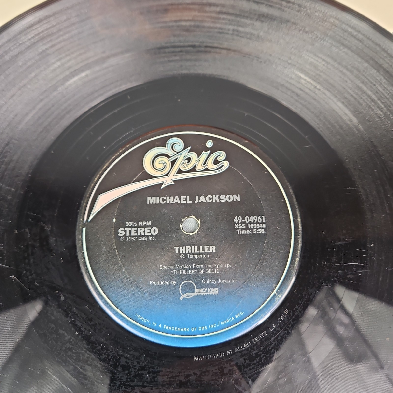 MICHAEL JACKSON THRILLER SPECIAL 12″ DANCE SINGLE VINYL EPIC POP 33 RPM