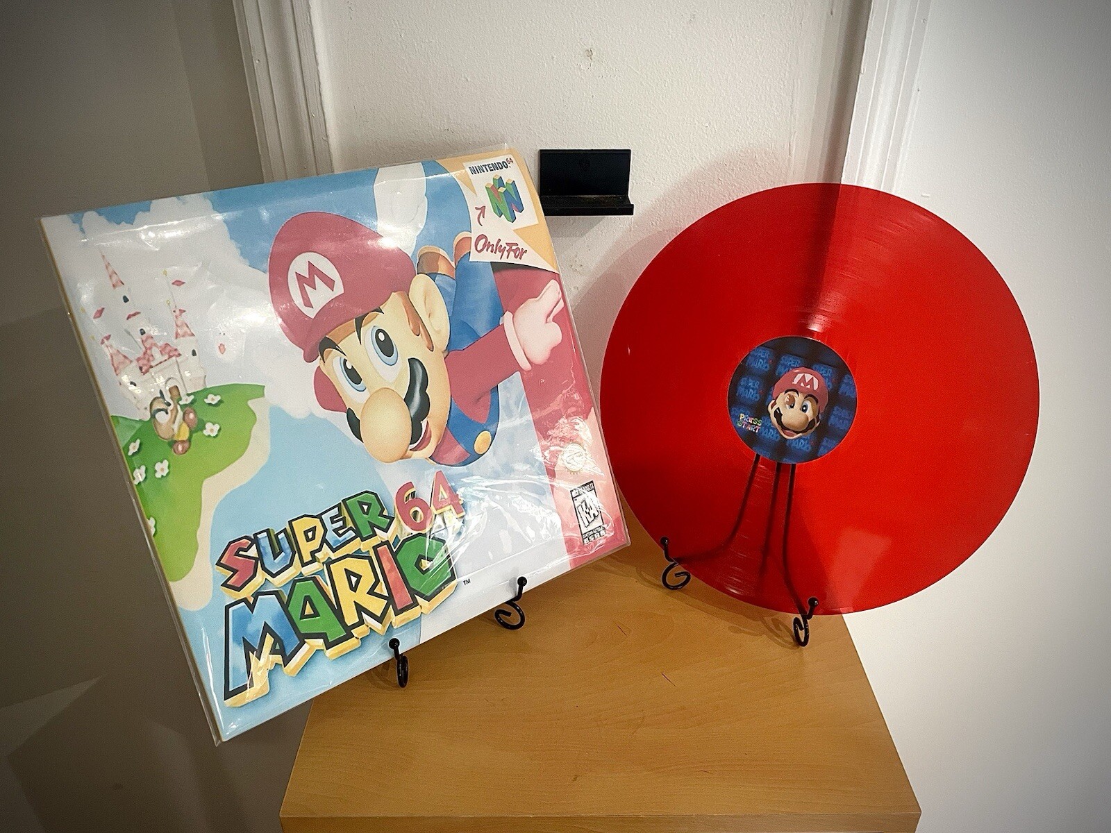 Super Mario 64 Nintendo N64 Soundtrack “Mario Red” Vinyl Record