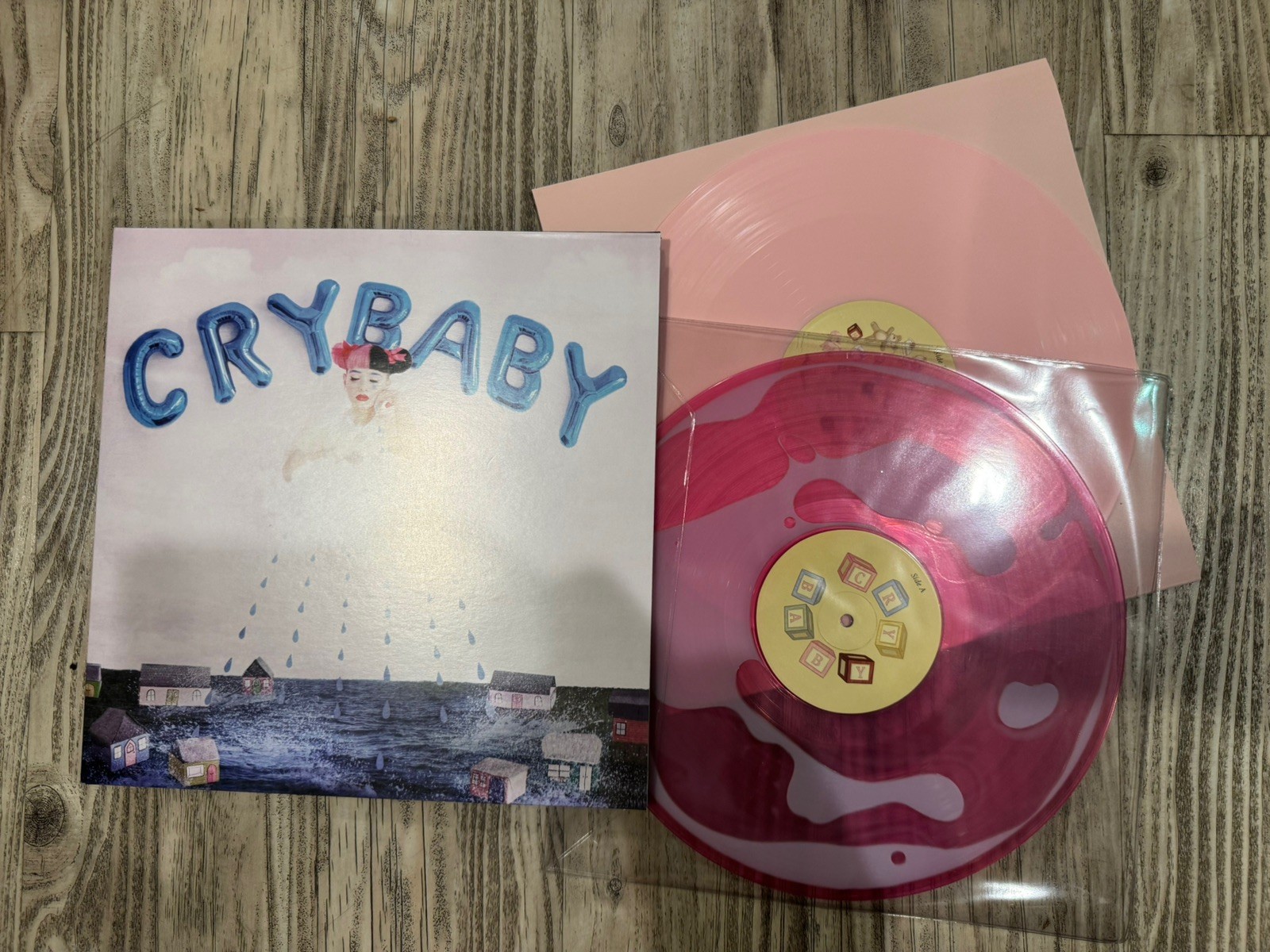Cry Baby (Liquid Filled & Baby Pink Storybook Vinyl) – Melanie Martinez