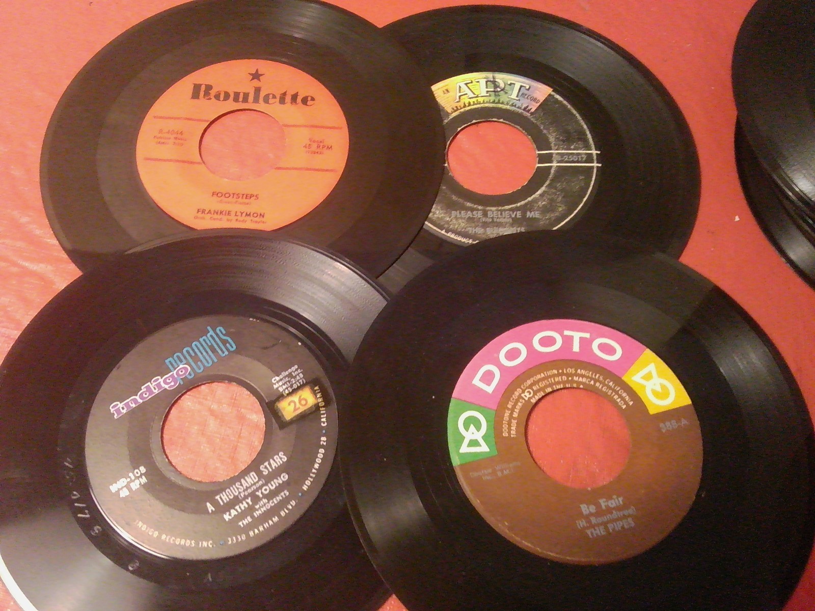 Faux Snakeskin 45 RPM CASE & (50) 1950’s-60’s Doo Wop R & B 45’s See Photos