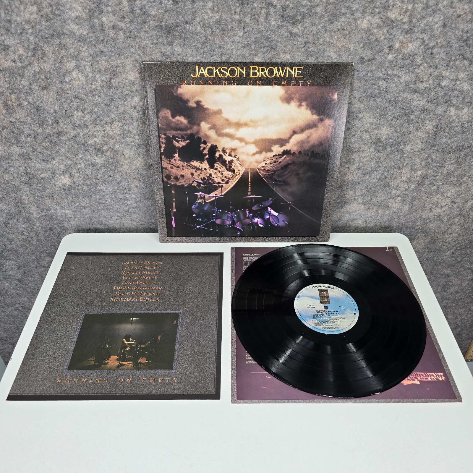 Jackson Browne – Running On Empty – 1977 – 12″ Vinyl Record LP – EX