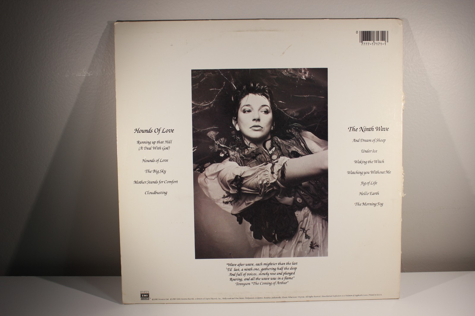 Kate Bush Hounds Of Love LP 1985 US EMI America ST-17171 MASTERED BY CAPITOL