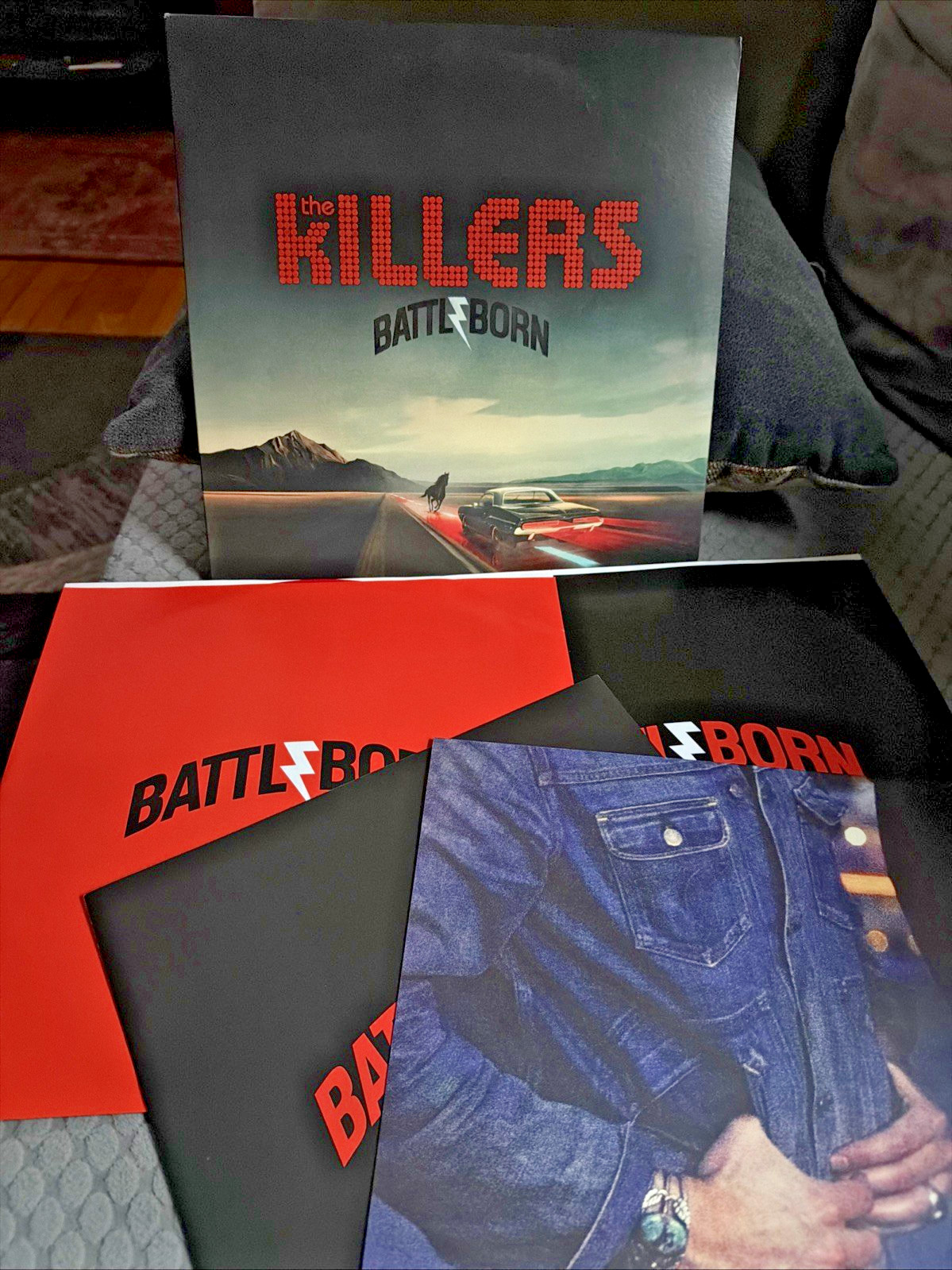 The Killers Battle Born Vinyl 2 LP Limited Edition Red with Book and Poster