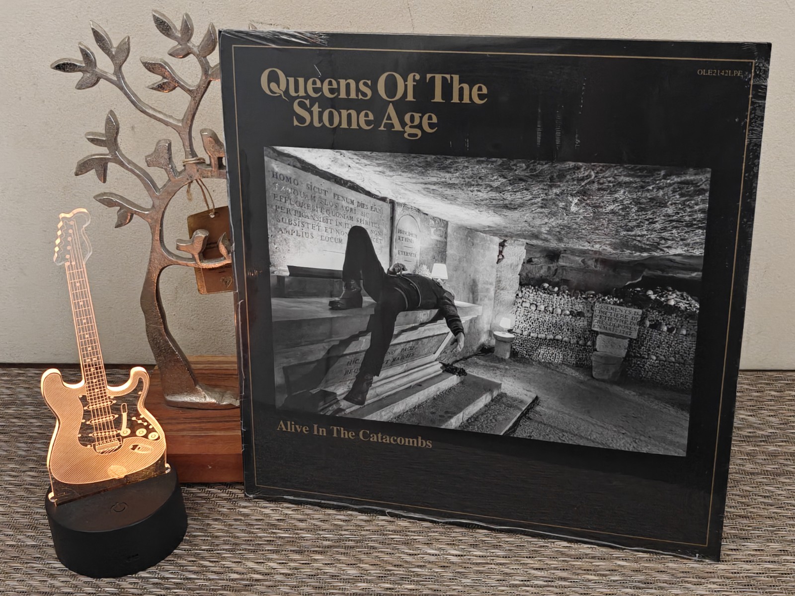 Alive in the Catacombs [Indie Exclusive LP] Queens Of The Stone Age Vinyl