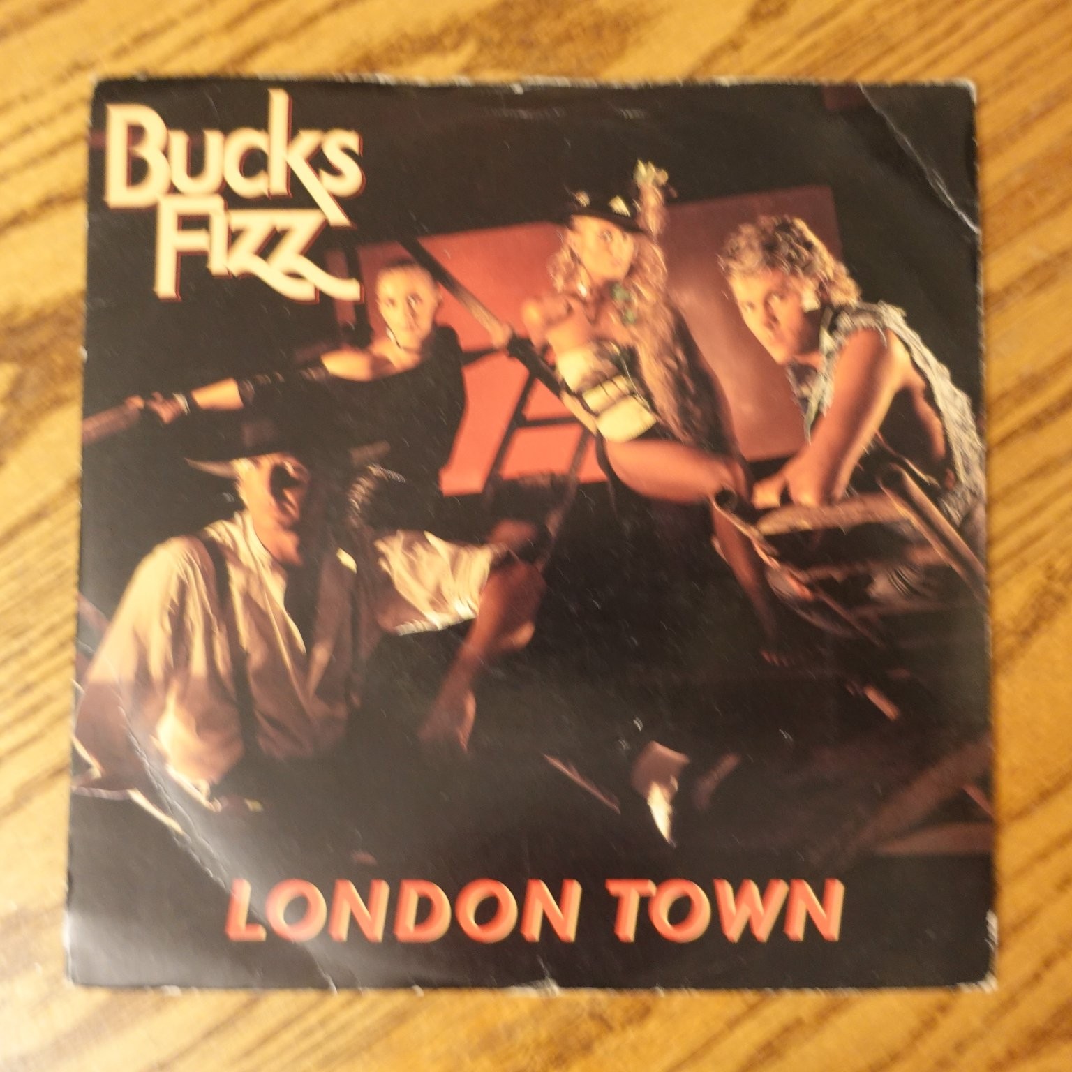 Bucks Fizz – London Town 7″ Single Record 1983 RCA Pop Synth-pop 45 RPM