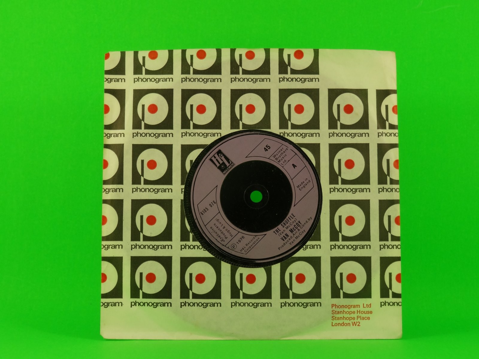 VAN MCCOY THE SHUFFLE (2) (144) 2 Track 7″ Single including Plain Paper Sleeve H