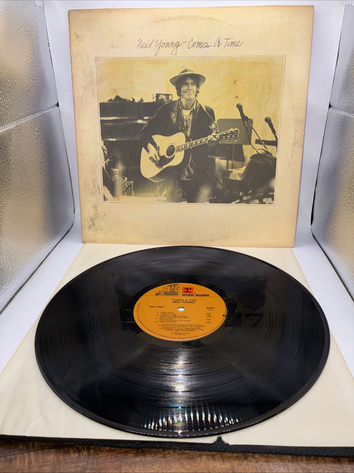 Neil Young Comes A Time Vinyl LP 1978 First Press Reprise MSK 2266