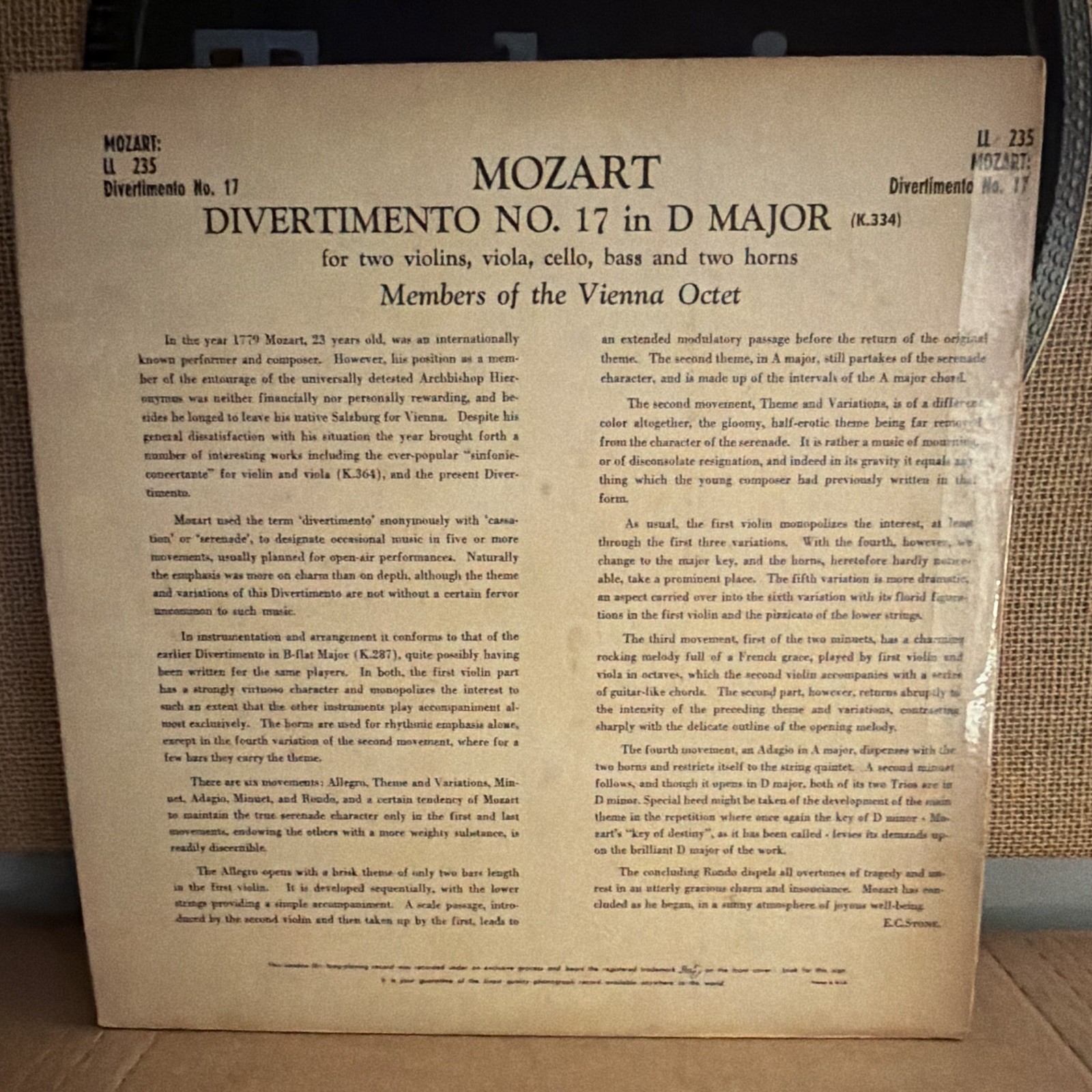 London Mozart Divertimento No. 17 in D Major K.334 LP 12″ Vinyl 33 RPM LL.235