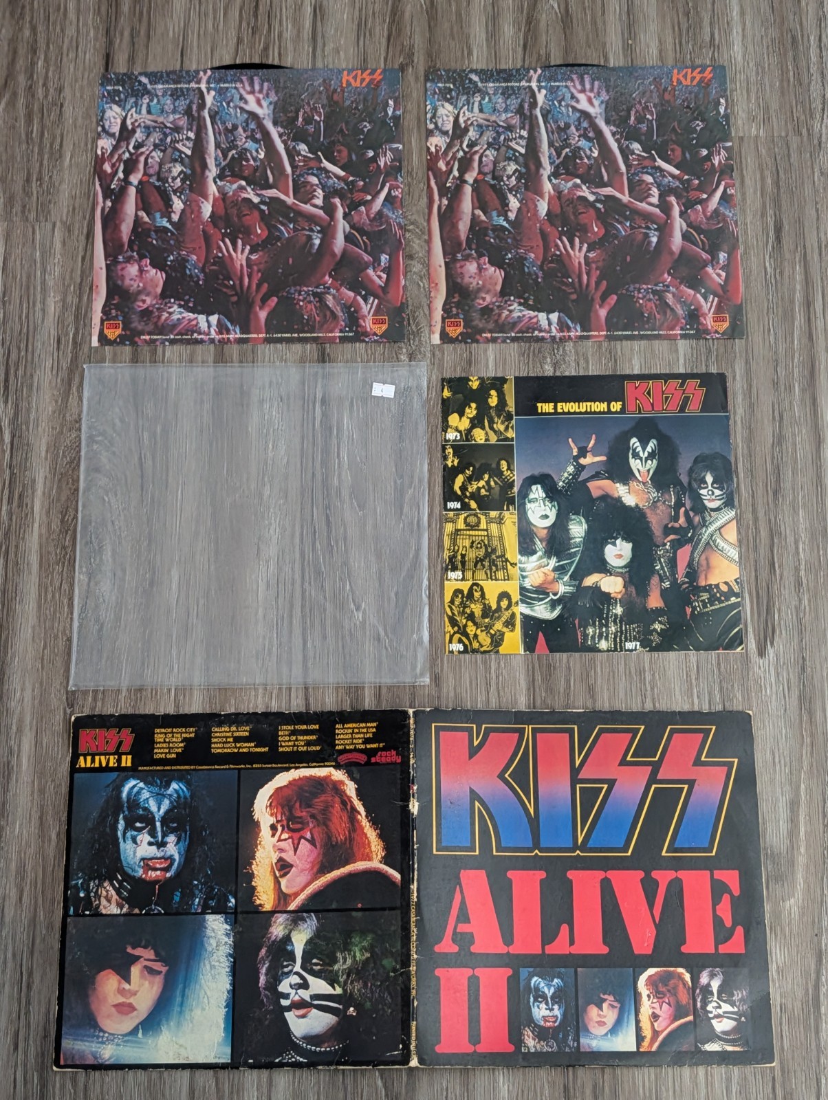 Vintage Kiss Alive II Vinyl Record 2 Record LP Casablanca with poster And Inlays