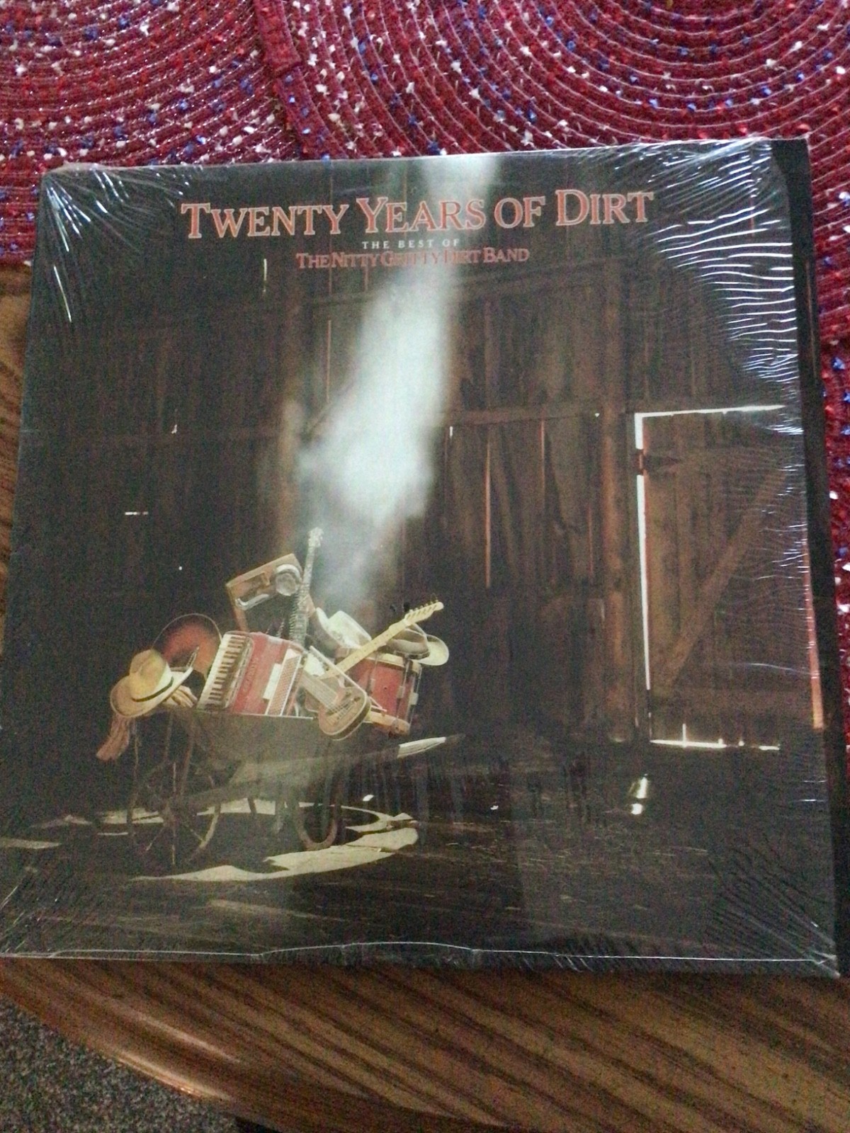 Twenty Years of Dirt: The Best of The Nitty Gritty Dirt Band 1986 Vinyl NM/M
