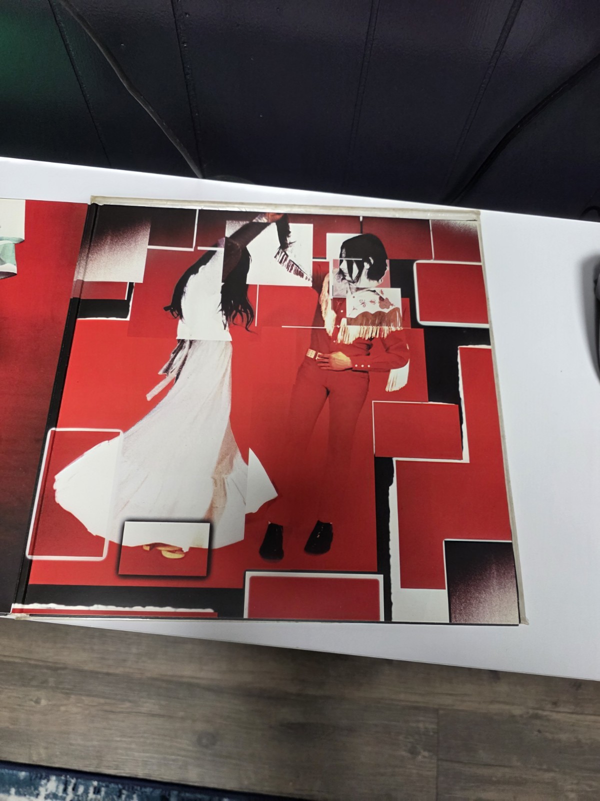 The White Stripes Elephant 2xLP Red & White Color Vinyl Gatefold 2003 V2 Records