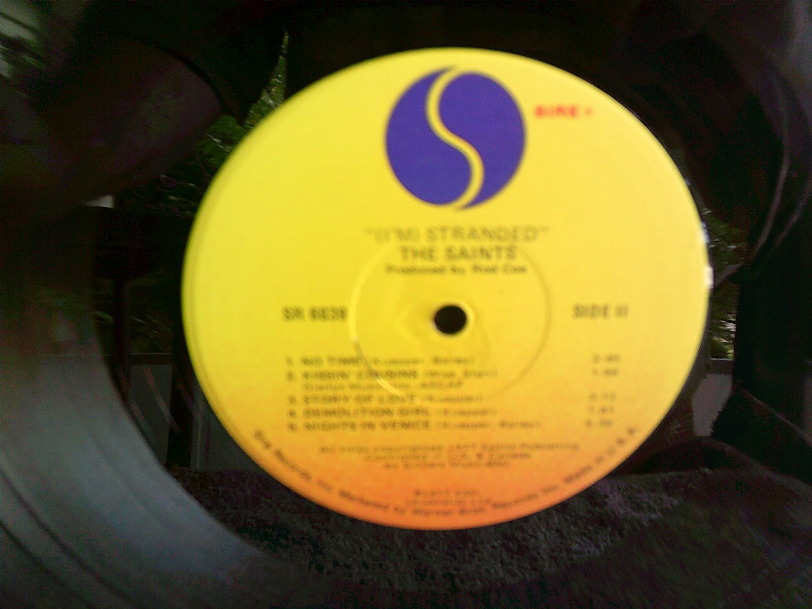 THE SAINTS – (I’M) STRANDED – US 1977 – SIRE – SR 6039 – CUT-OUT NOTCH