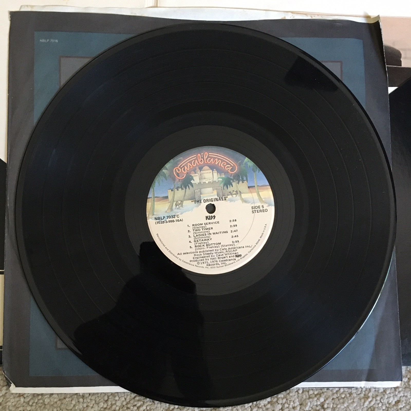 KISS – THE ORIGINALS, 3 LP records, 1st Press 1976, NBLP-7032 – EX w/ Extras