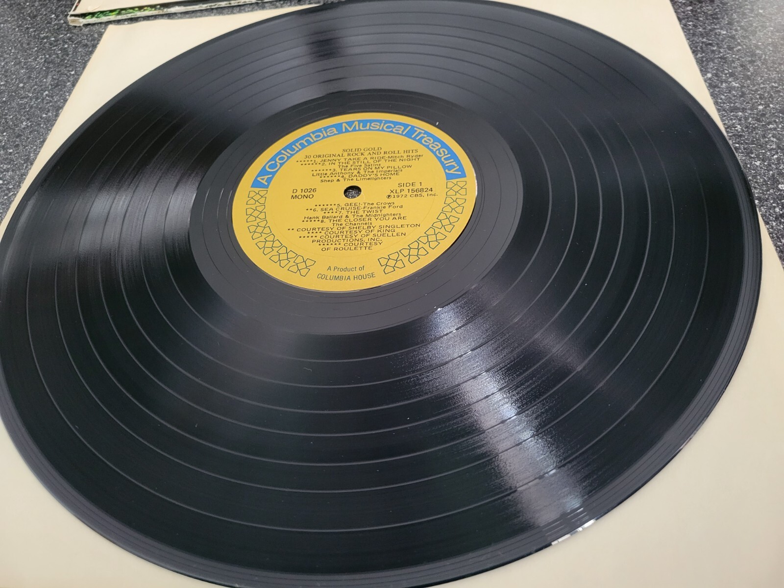Solid Gold / 30 Original Rock And Roll Hits – Vinyl Record