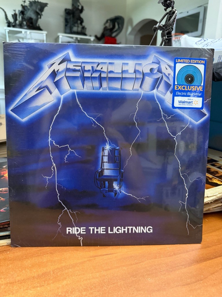METALLICA – Ride The Lightning LP Electric Blue Vinyl Walmart Exclusive NEW