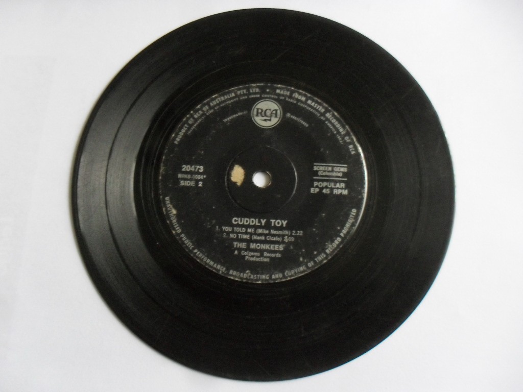 The Monkees Mickey Dolenz Mike Nesmith Jones Tork Import 60s 12″ LP & 2×7″ recor