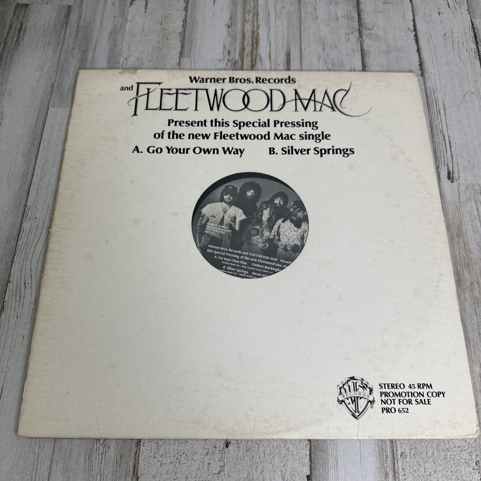 FLEETWOOD MAC 1976 Mono/Stereo 12″ 45 PROMO – “Go Your Own Way”/”Silver Spring”