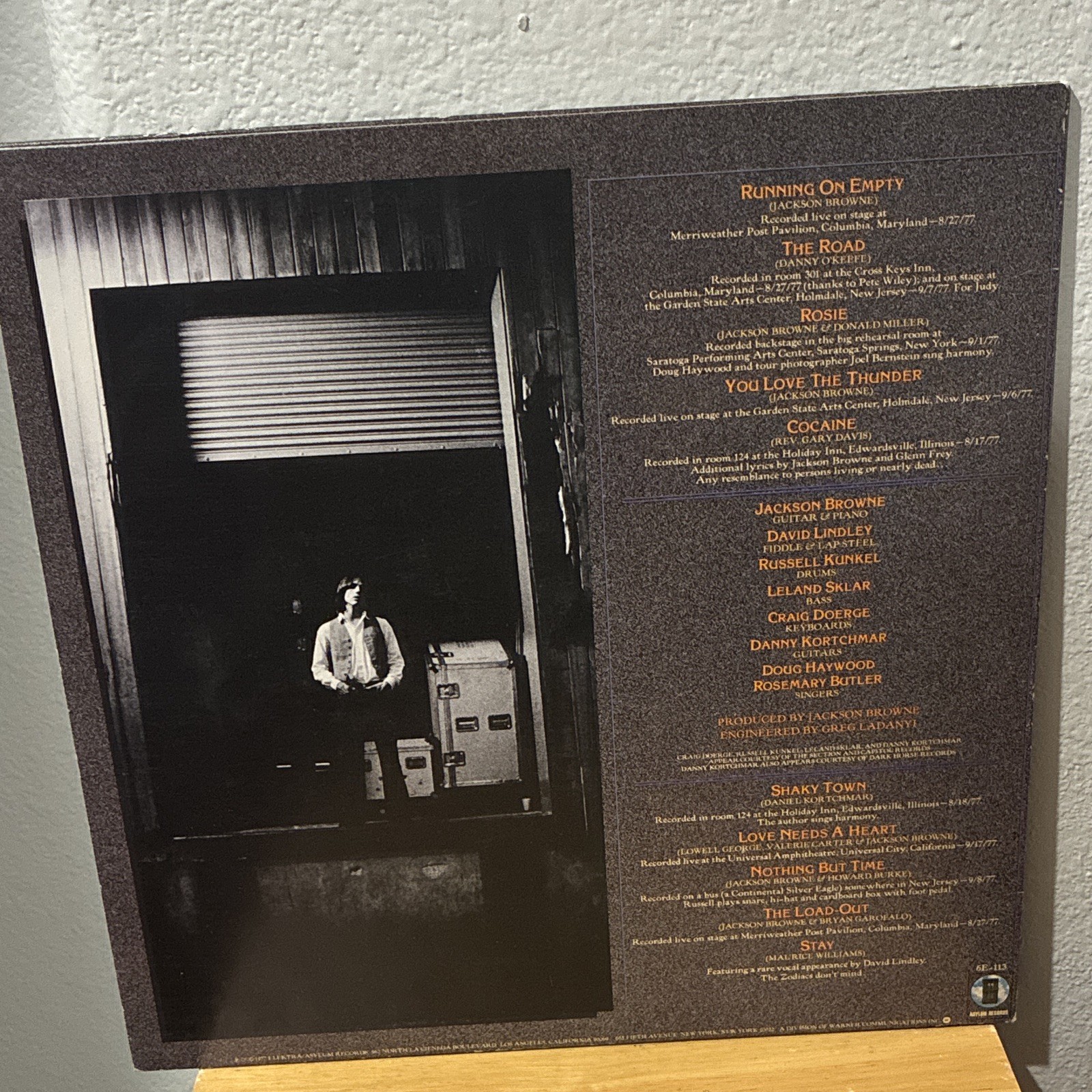 Jackson Browne LP Running On Empty Asylum Records 12″ Rock Vinyl Sleeve