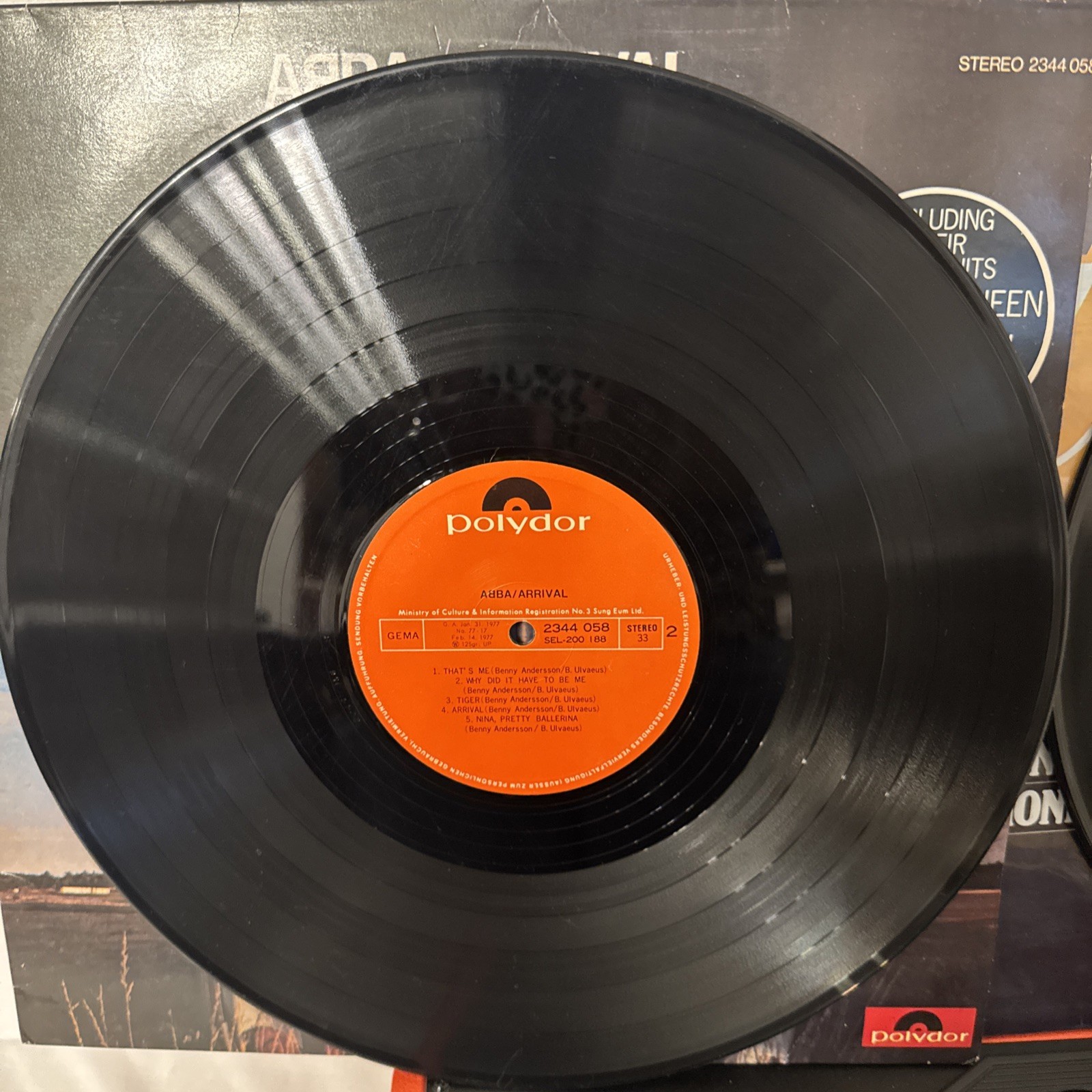 LOT OF 2 VINYL LP’S …..”THE BEST OF ABBA” …..”ABBA ARRIVAL”