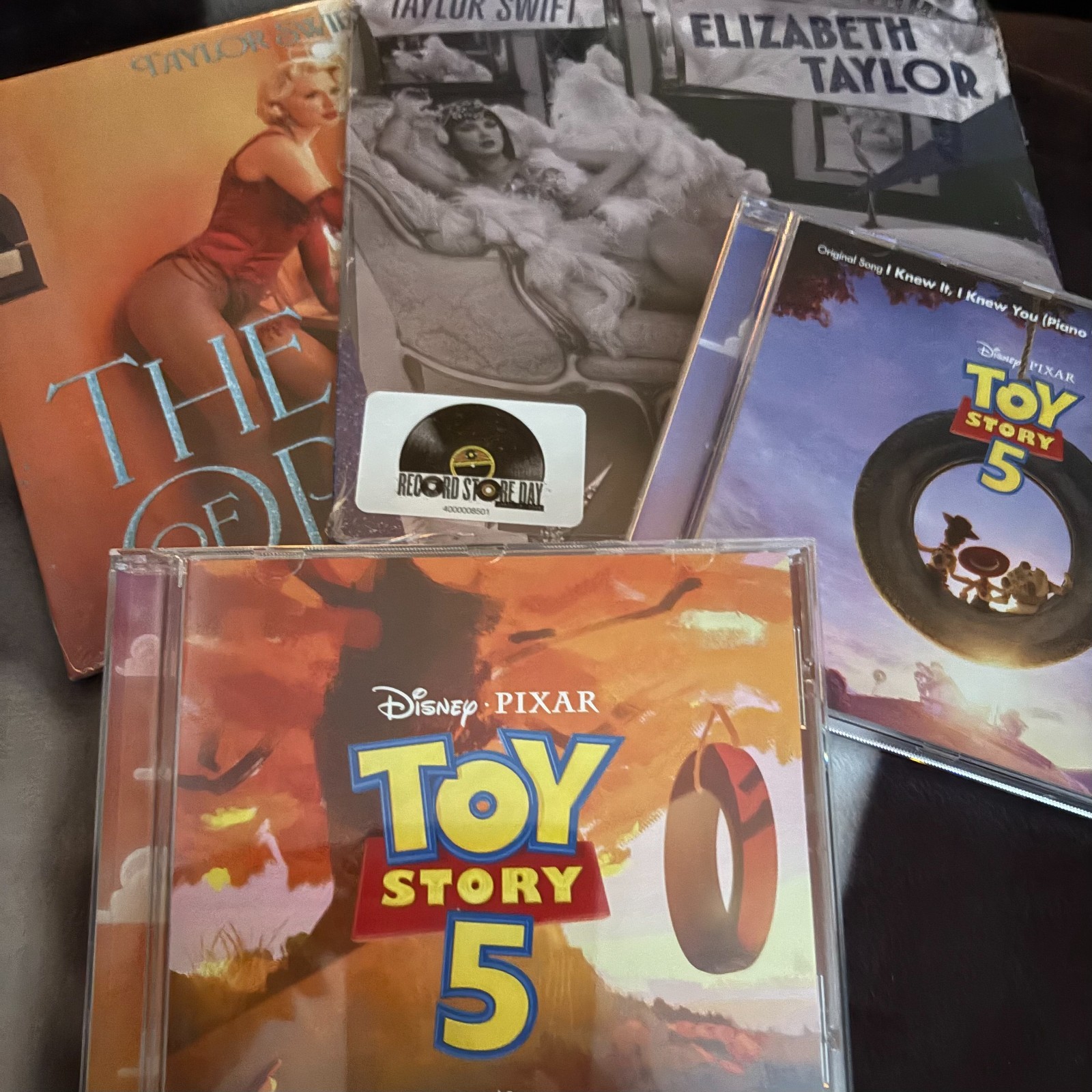 Taylor Swift 7″ Vinyls Fate Of Ophelia & Elizabeth Taylor + 2 Toy Story CD’s New