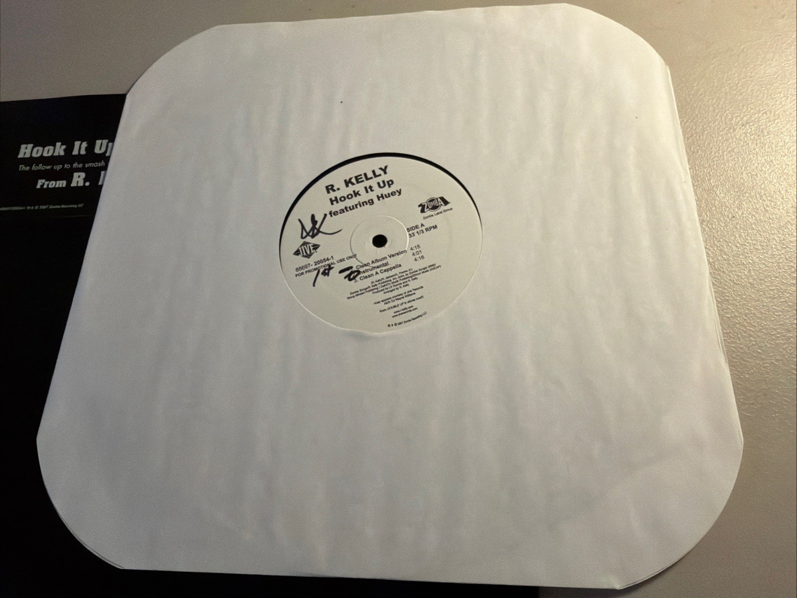 R. KELLY Feat. HUEY – HOOK IT UP / FREAKY IN THE CLUB – 12″ VINYL PROMO 2007