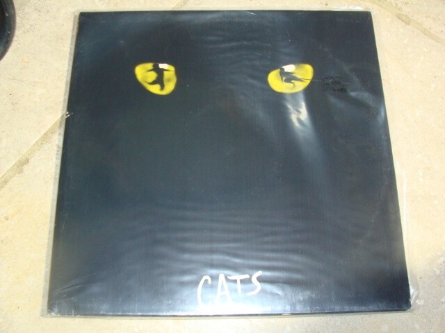 VINYL RECORD LP CATS 2XLP SET GATEFOLD POLYDOR RECORDS 2478 149 / CATX001