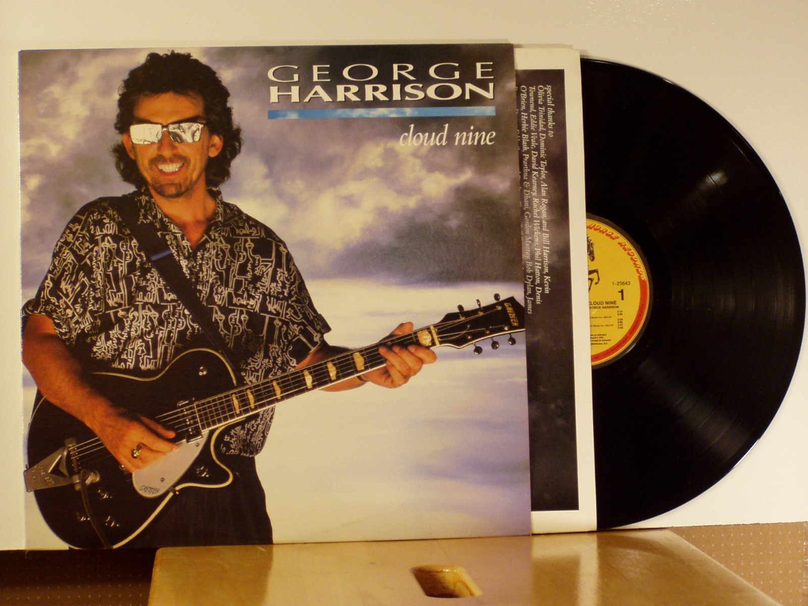 George Harrison Cloud Nine NM Eric Clapton Elton John