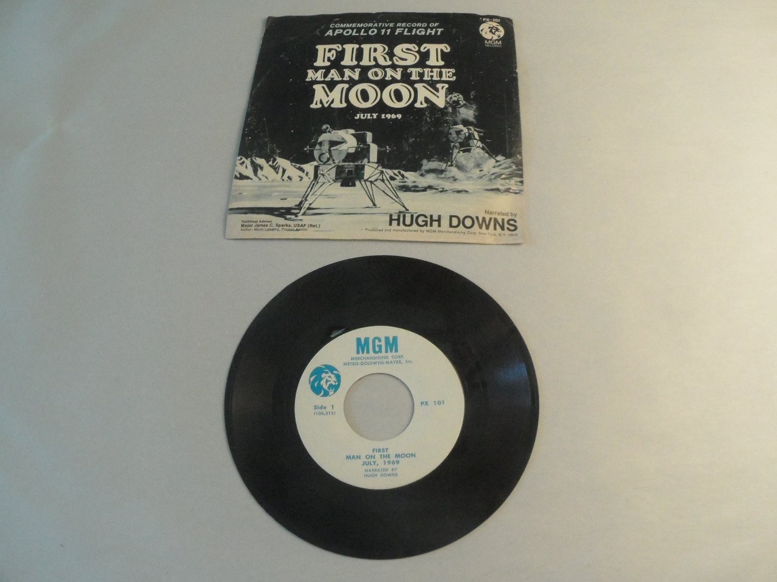 Hugh Downs – First Man On Moon 7″ Single 1969 Commemorative MGM Spoken Word 45