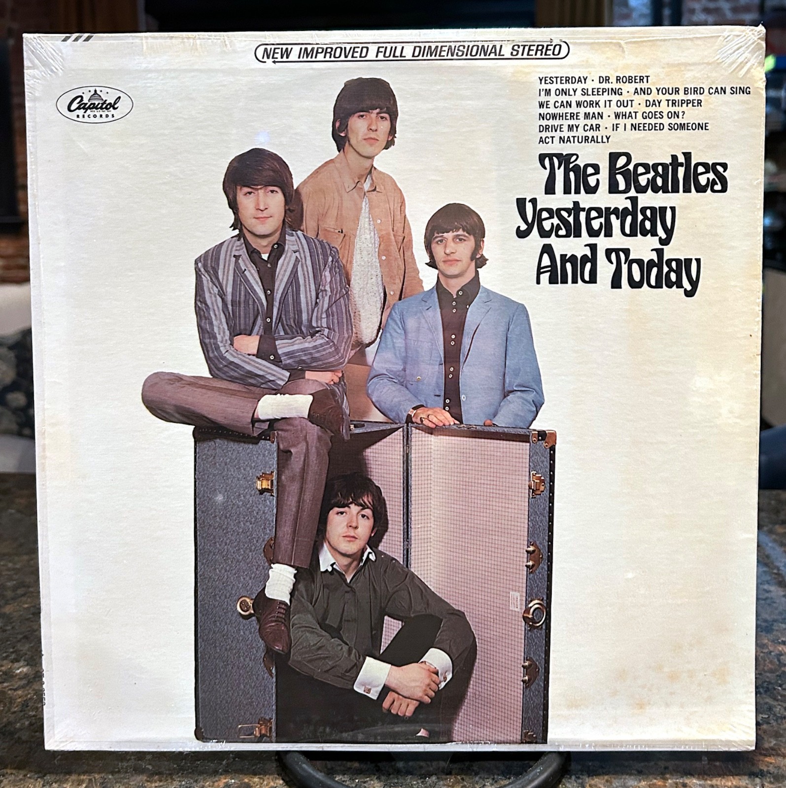 THE BEATLES Yesterday And Today LP CAPITOL RECORD CLUB (ST 8-2553) STILL SEALED