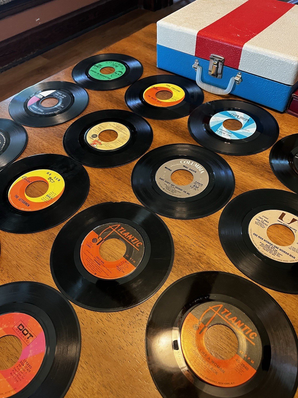 Imperial ED100 Record Player and Sixteen 45 Records