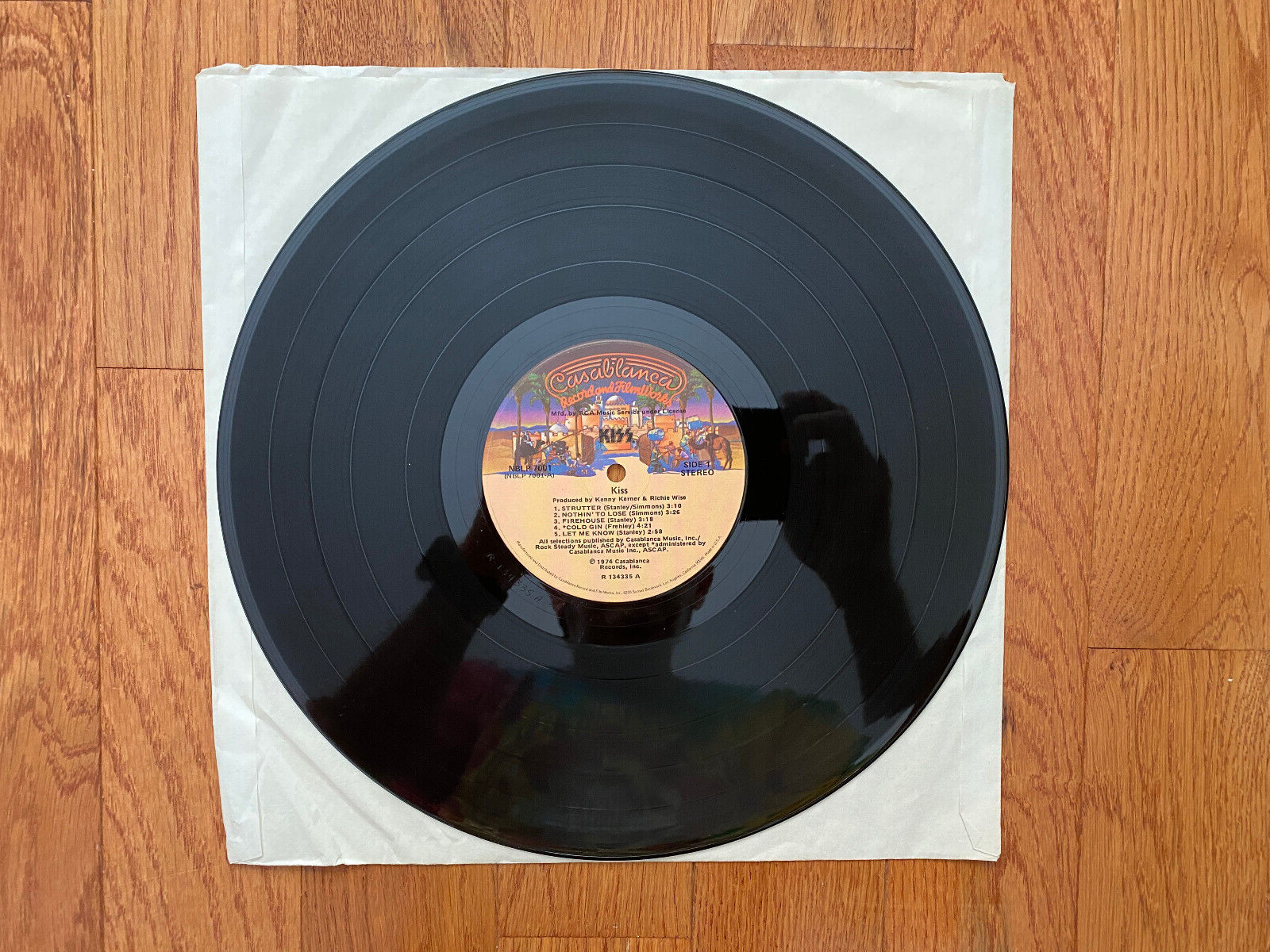 Kiss – Self Titled LP Casablanca NBLP 7001 1977 Pressing RCA Music Service Label
