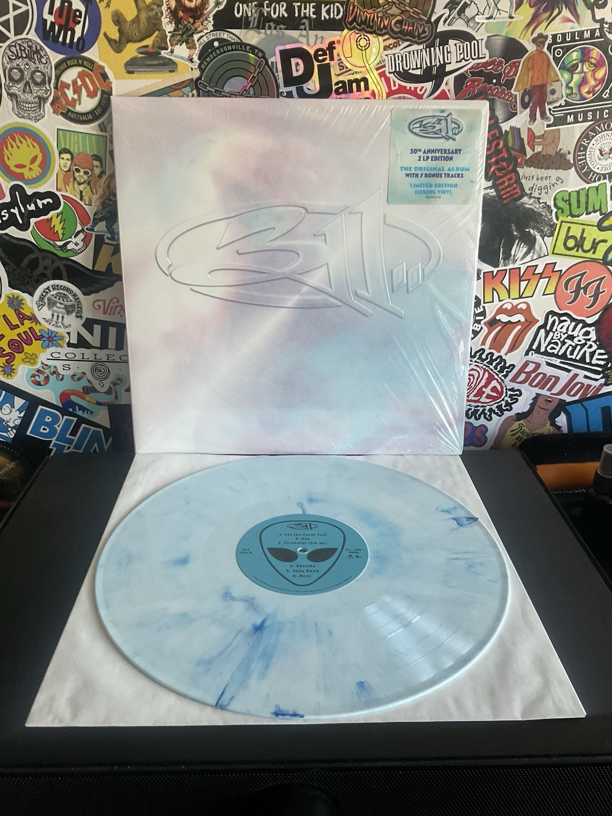 311 Self Titled VG++ 2LP UNITY TOUR EXCLUSIVE ICEBERG VINYL W/HYPE STICKER