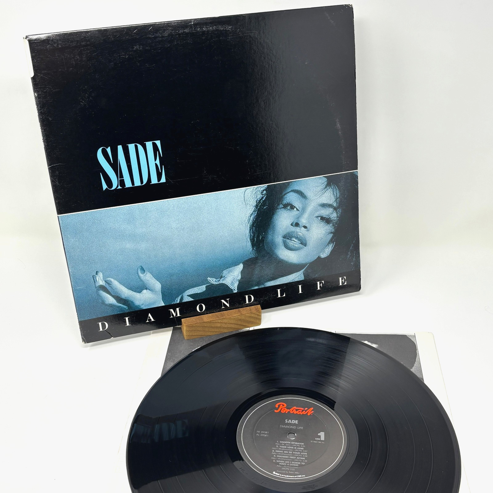 SADE – Diamond Life 1985 Vinyl LP w/ Inner – Portrait Records FR 39581 VG+/VG+