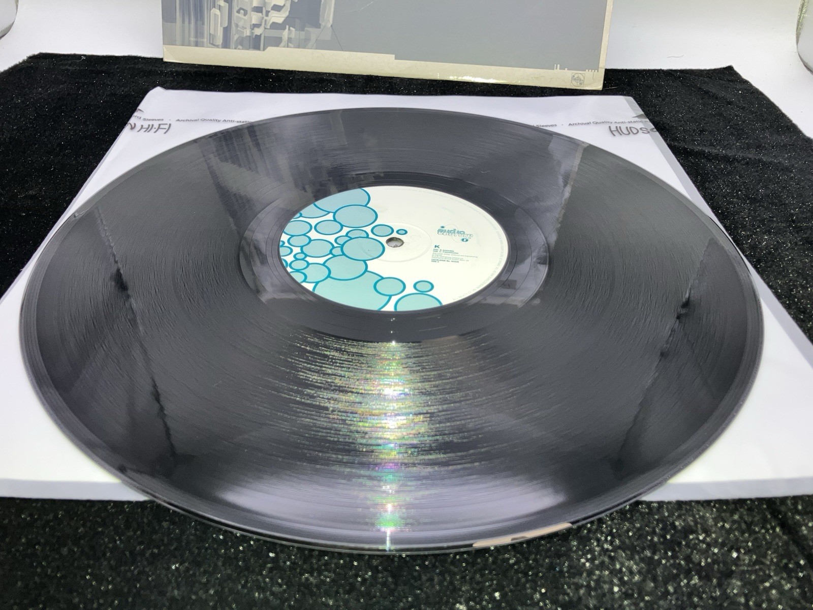 K – Invisible / Transmission Audio Couture 45 RPM Pantone 8481 1999