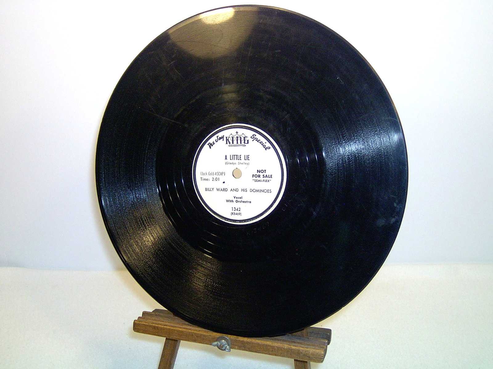 BILLY WARD and His DOMINOES – KING DJ SPECIAL 1342 – 1953 – A LITTLE LIE